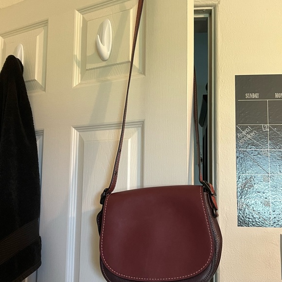 Coach Crossbody Bag - Picture 3 of 8